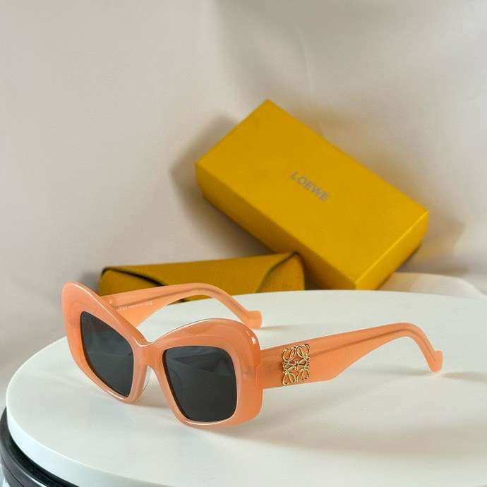 Picture of Loewe Sunglasses _SKUfw55562029fw